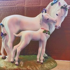 Princeton Gallery Fine Porcelain Unicorns "Love's Devotion"